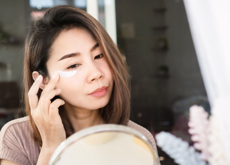 Tretinoin vs. Retinol: Key Differences